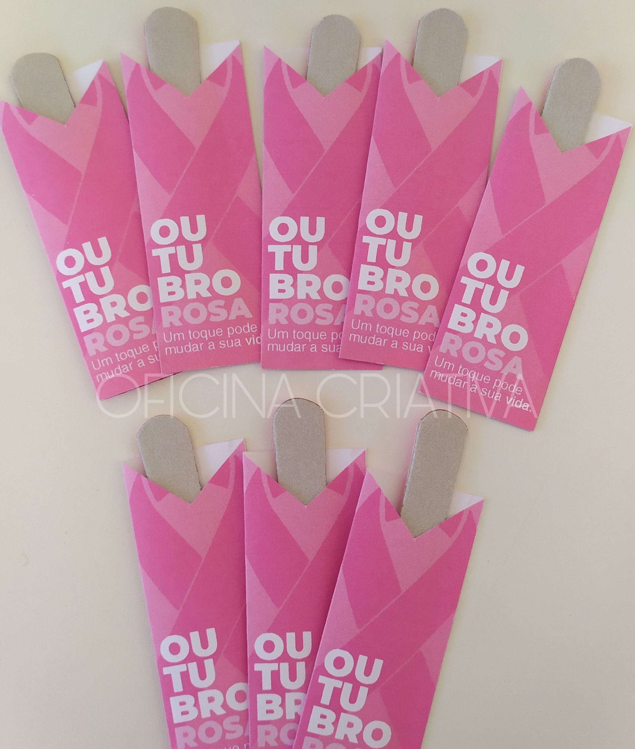 Oficina Criativa Outubro Rosa lembrancinha brinde lixa de unha