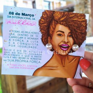 Oficina Criativa -brinco brinde personalizado dia da mulher